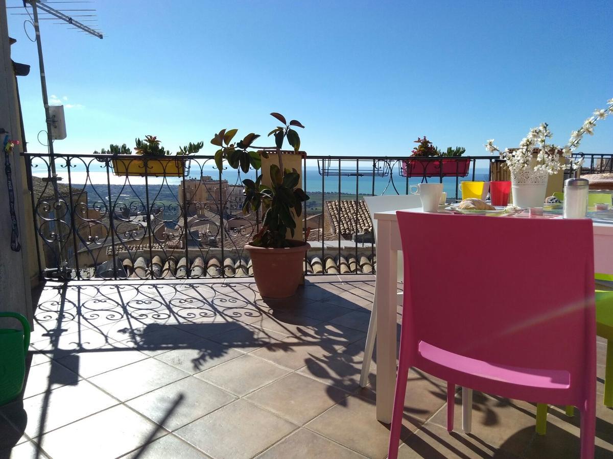 La Terrazza Di Girgenti Bed and Breakfast Agrigento Exteriör bild